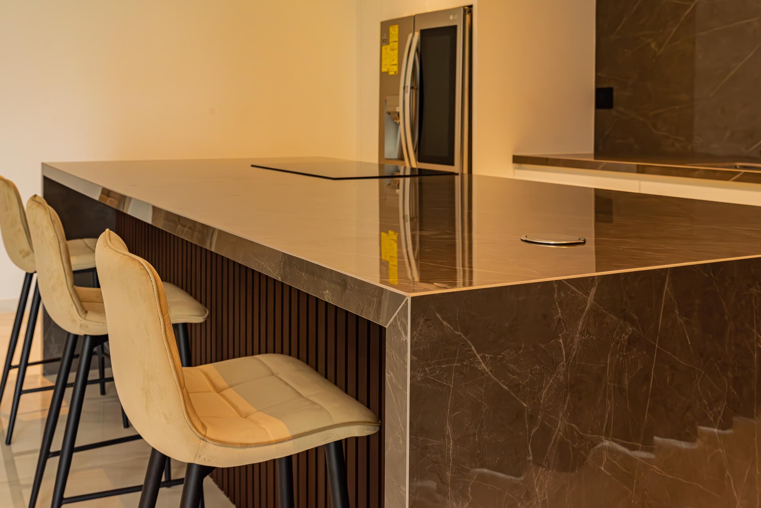 Kitchen, Room & Bathroom Setup